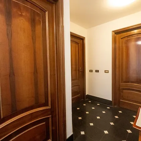 330 - Lord Nelson Chiavari, A Due Passi Dal Mare 3 Lägenhet