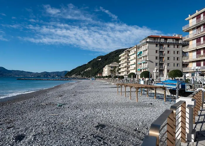 330 - Lord Nelson Chiavari, A Due Passi Dal Mare 3 Apartmán *